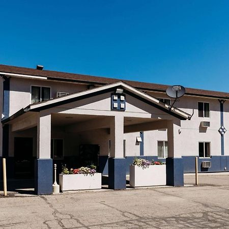 Travelodge By Wyndham Worland Kültér fotó