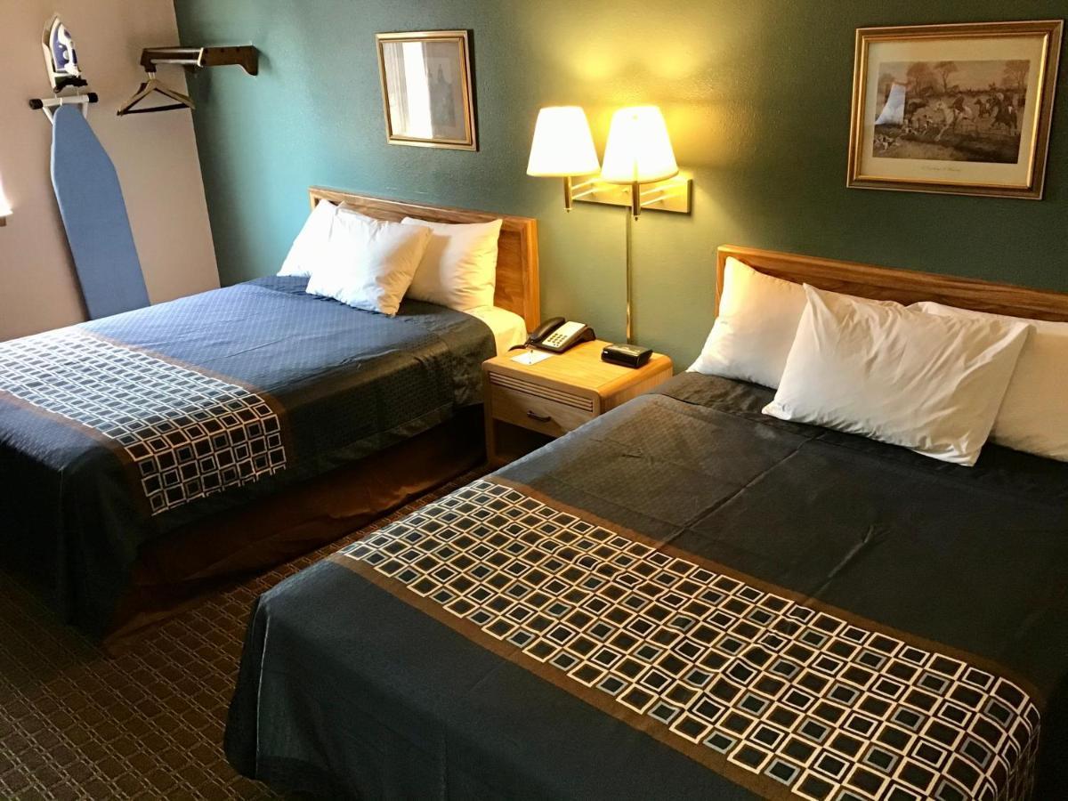 Travelodge By Wyndham Worland Kültér fotó
