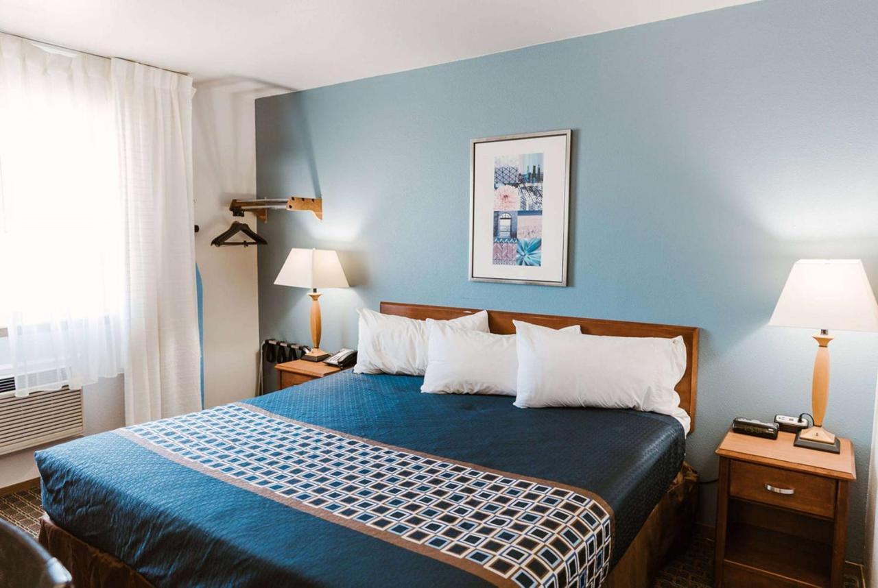 Travelodge By Wyndham Worland Kültér fotó