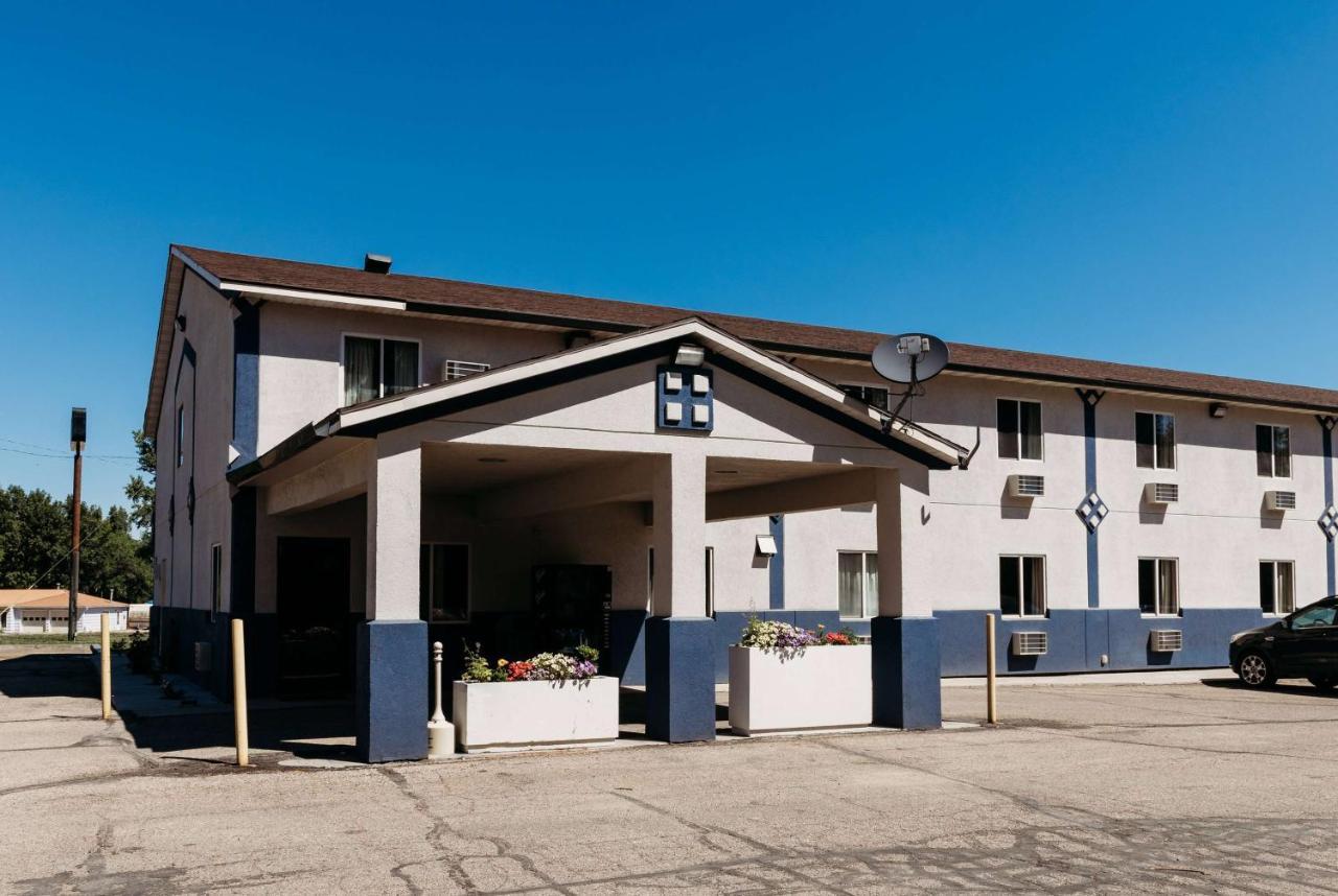Travelodge By Wyndham Worland Kültér fotó